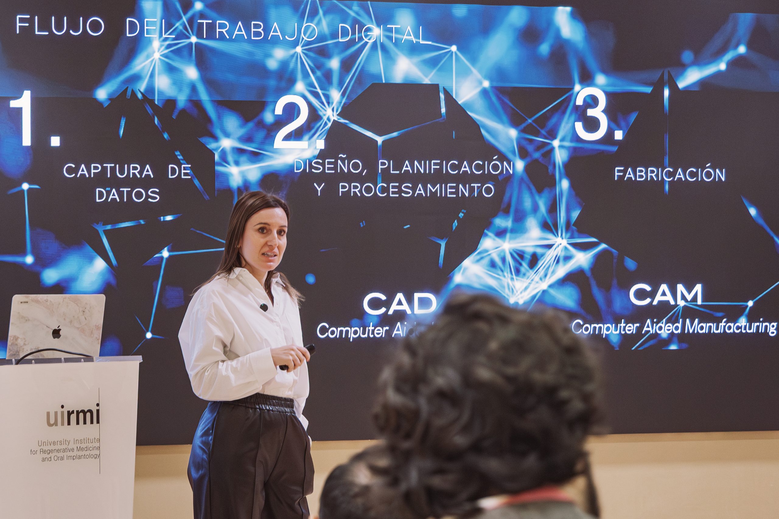 Flujo digital, a cargo de la doctora Marta Pla